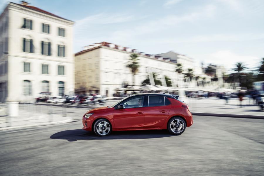  Opel Corsa GS Line (F) 2019 года  (фото 29 из 44)